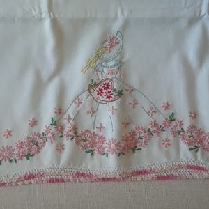 Pillowcases: Immaculate & NEW